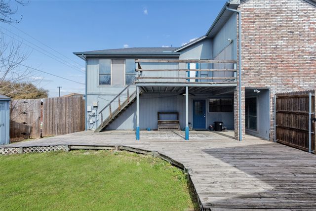 2903 Hunters Point Lane, Carrollton, TX 75007