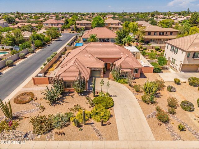952 E FIELDSTONE Place, Chandler, AZ 85249