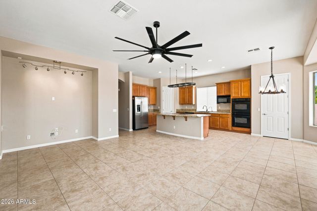 952 E FIELDSTONE Place, Chandler, AZ 85249