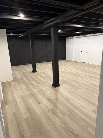 318 2nd Avenue, Libertyville, IL 60048