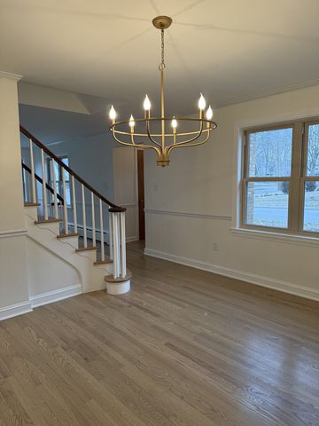 318 2nd Avenue, Libertyville, IL 60048