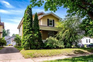 1630 W AYRES Avenue, Peoria, IL 61606