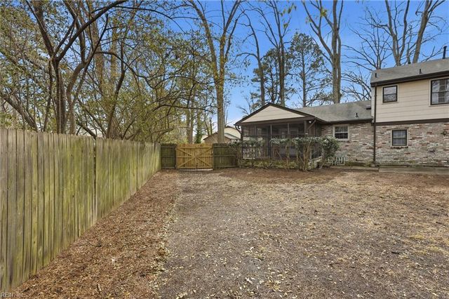 4101 Forresthills DR, Portsmouth, VA 23703