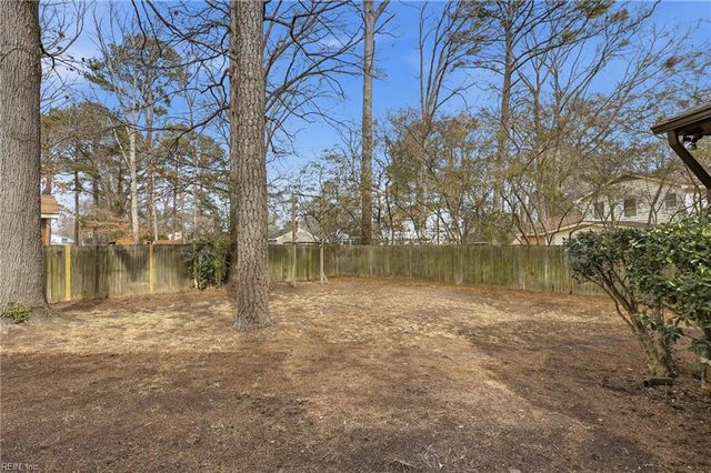 4101 Forresthills DR, Portsmouth, VA 23703