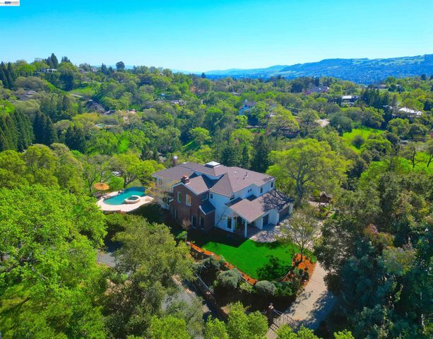 16 Ardendale Ct, Alamo, CA 94507