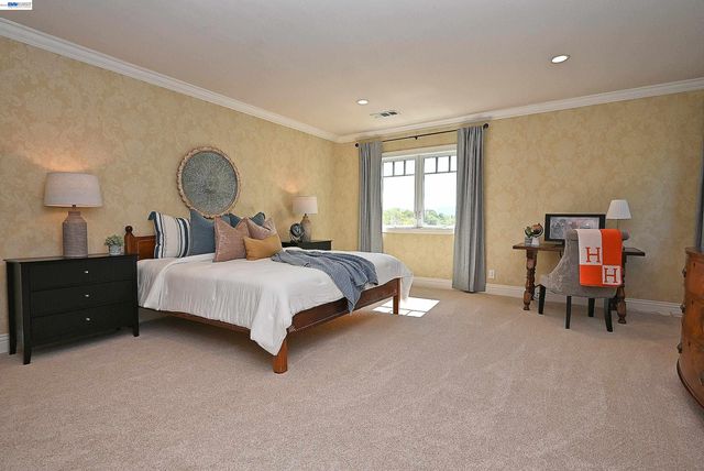 16 Ardendale Ct, Alamo, CA 94507