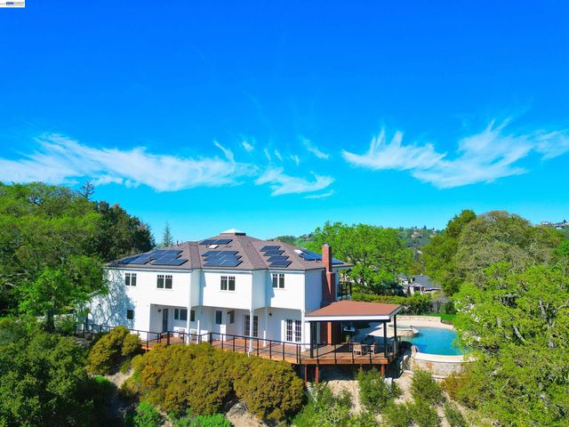 16 Ardendale Ct, Alamo, CA 94507