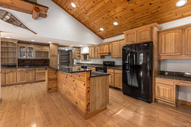 2446 Spayde Road, Charlevoix, MI 49720