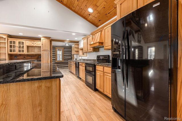 2446 Spayde Road, Charlevoix, MI 49720