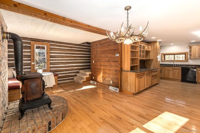 2446 Spayde Road, Charlevoix, MI 49720