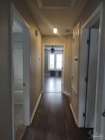 6351 Cottage Woods Dr, Milton, FL 32570