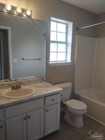 6351 Cottage Woods Dr, Milton, FL 32570