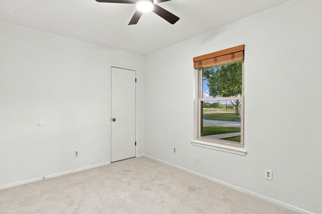 1714 Twin Island DR, Lockhart, TX 78644