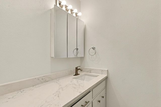 1714 Twin Island DR, Lockhart, TX 78644