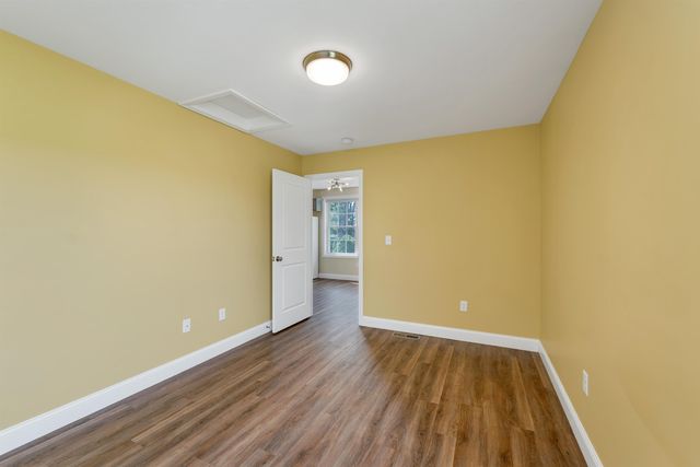 16 Palm Lane, Alton, NH 03809