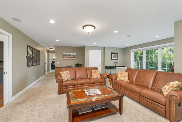 16 Palm Lane, Alton, NH 03809