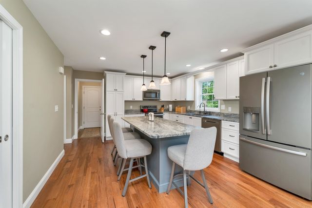 16 Palm Lane, Alton, NH 03809