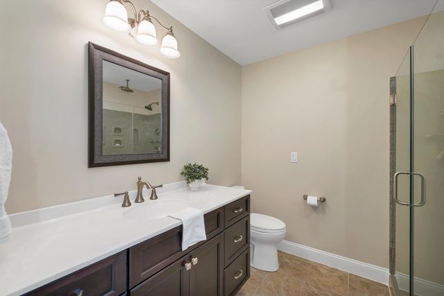 16 Palm Lane, Alton, NH 03809