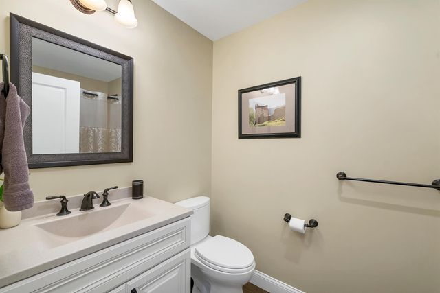 16 Palm Lane, Alton, NH 03809