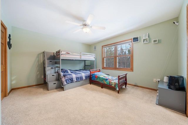 2985 PINE RIDGE ROAD, Oshkosh, WI 54904