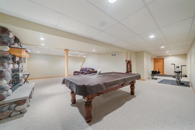 2985 PINE RIDGE ROAD, Oshkosh, WI 54904