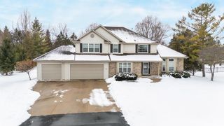 2985 PINE RIDGE ROAD, Oshkosh, WI 54904
