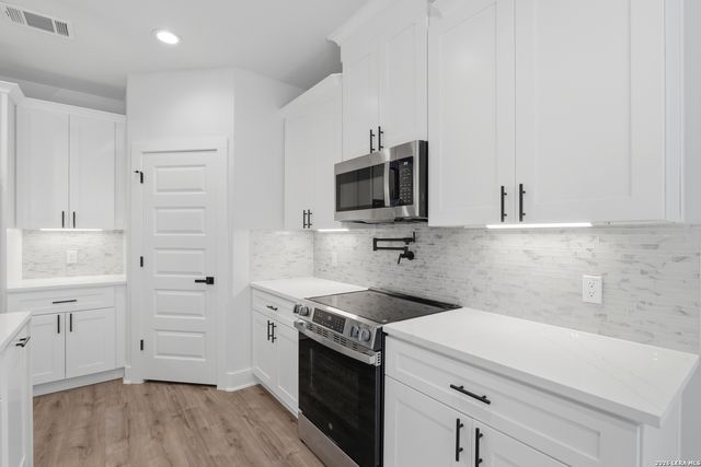 1418 Cedar Grove Trail, Spring Branch, TX 78070