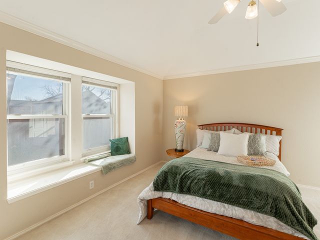 1624 Knoll Ridge Circle, Corinth, TX 76210