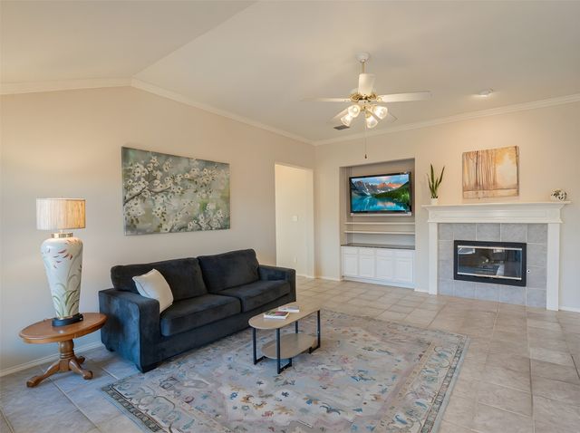 1624 Knoll Ridge Circle, Corinth, TX 76210