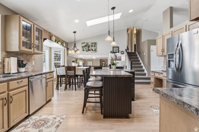 1101 E OLD DAIRY RD, Sandy, UT 84094