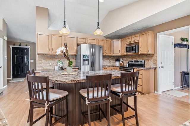 1101 E OLD DAIRY RD, Sandy, UT 84094