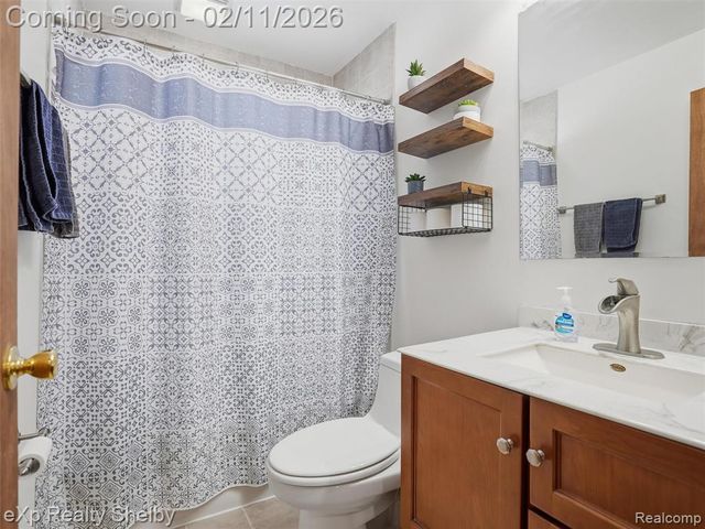 19913 Blackburn Street, Saint Clair Shores, MI 48080