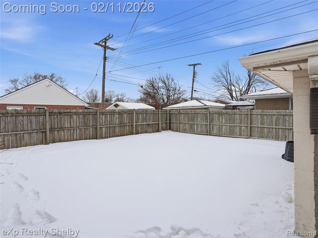 19913 Blackburn Street, Saint Clair Shores, MI 48080