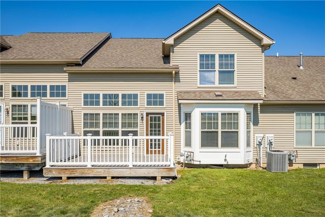 7139 Challenger Circle, Victor, NY 14564