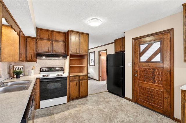 4444 Bending River SW Trail, Lilburn, GA 30047