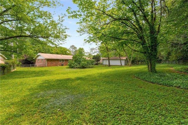 4444 Bending River SW Trail, Lilburn, GA 30047