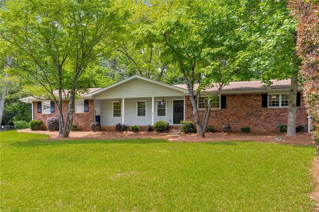 4444 Bending River SW Trail, Lilburn, GA 30047