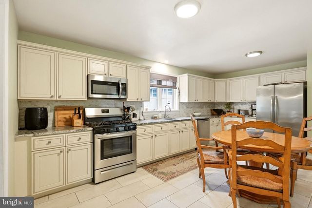 209 S ATLANTIC AVE, Waterford Works, NJ 08089