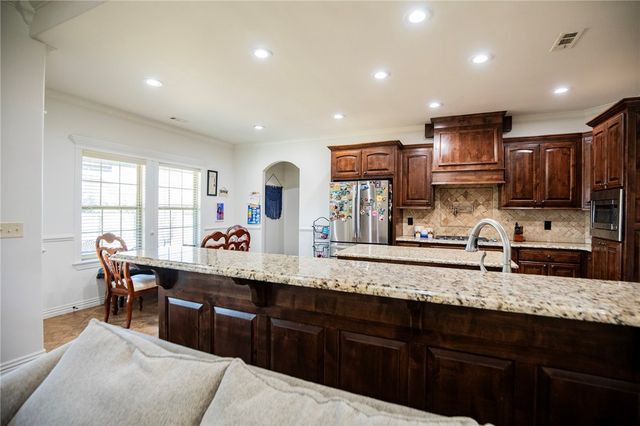 2803 SW Aster Way, Bentonville, AR 72713