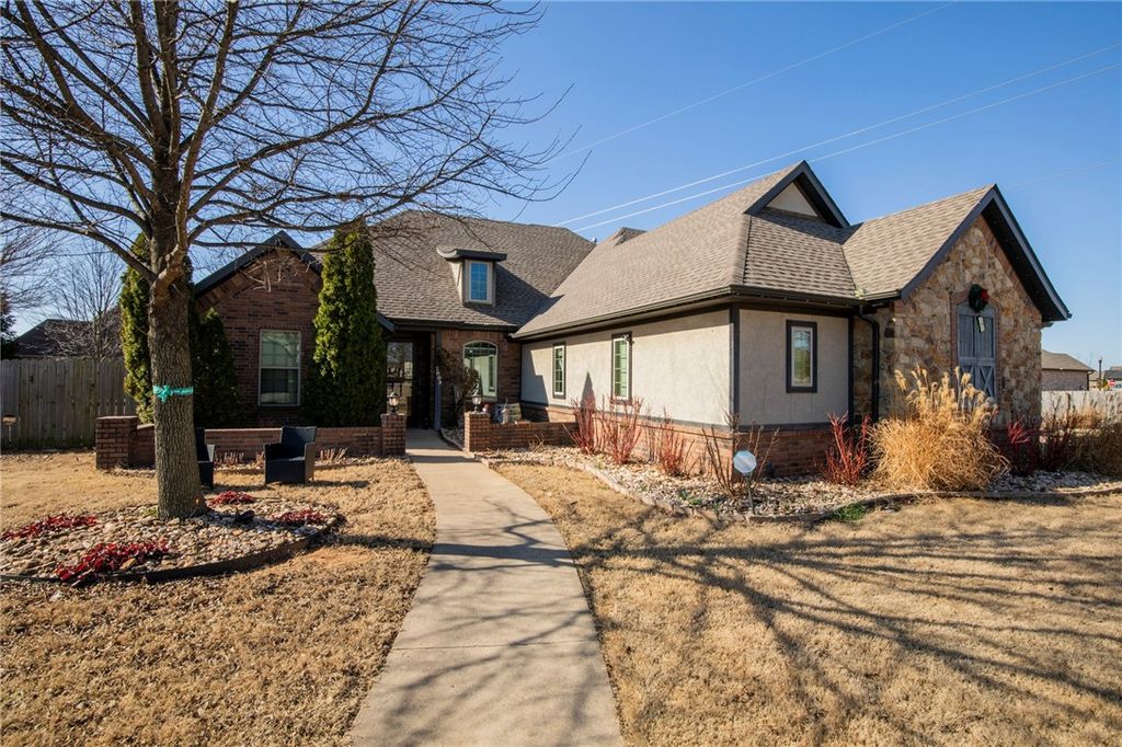 2803 SW Aster Way, Bentonville, AR 72713