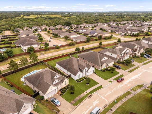 9722 Dancing Grass Drive, Richmond, TX 77406