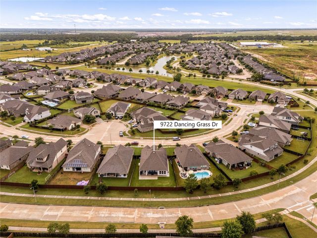 9722 Dancing Grass Drive, Richmond, TX 77406