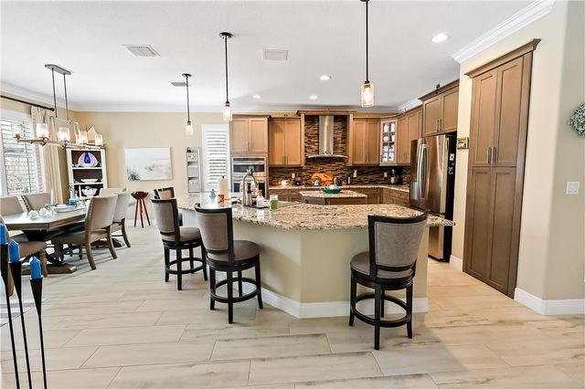 4813 Four Lakes Circle SW, Vero Beach, FL 32968