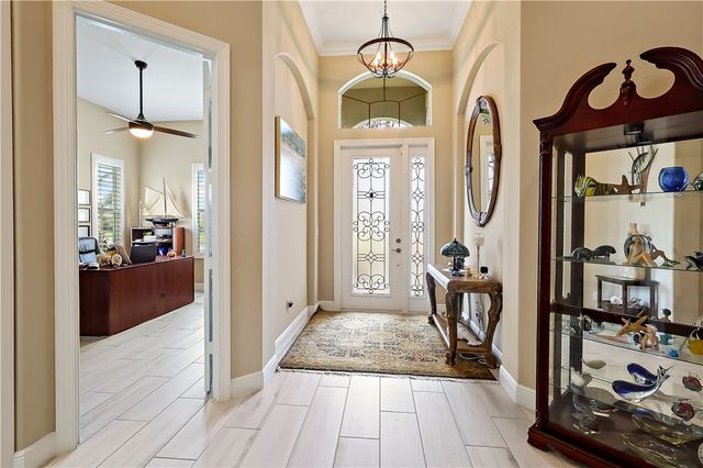 4813 Four Lakes Circle SW, Vero Beach, FL 32968