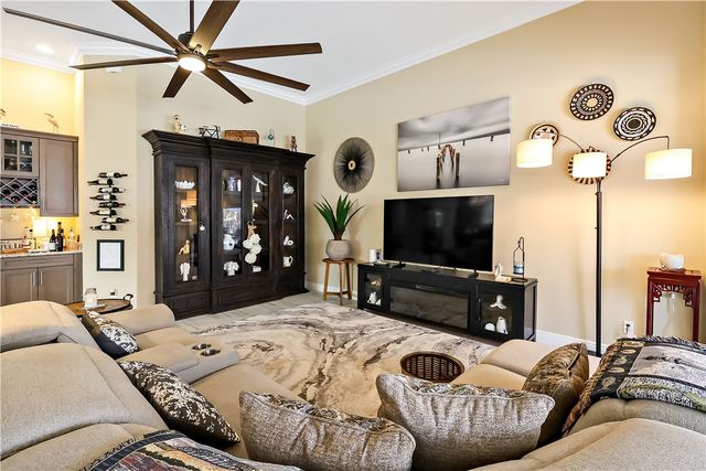 4813 Four Lakes Circle SW, Vero Beach, FL 32968