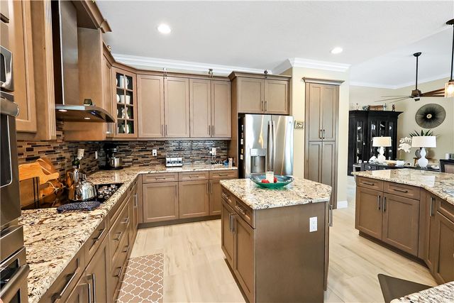 4813 Four Lakes Circle SW, Vero Beach, FL 32968