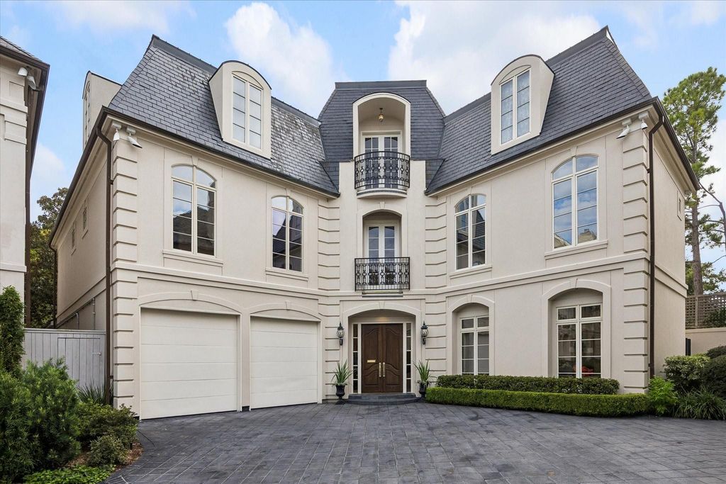 22 Eaton Square, Houston, TX 77027