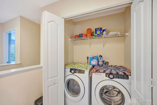 9251 Great Lakes Circle, Dayton, OH 45458