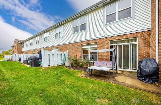 9251 Great Lakes Circle, Dayton, OH 45458