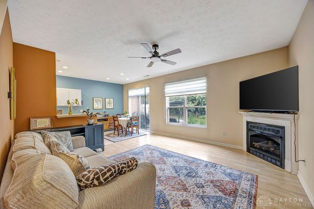 9251 Great Lakes Circle, Dayton, OH 45458